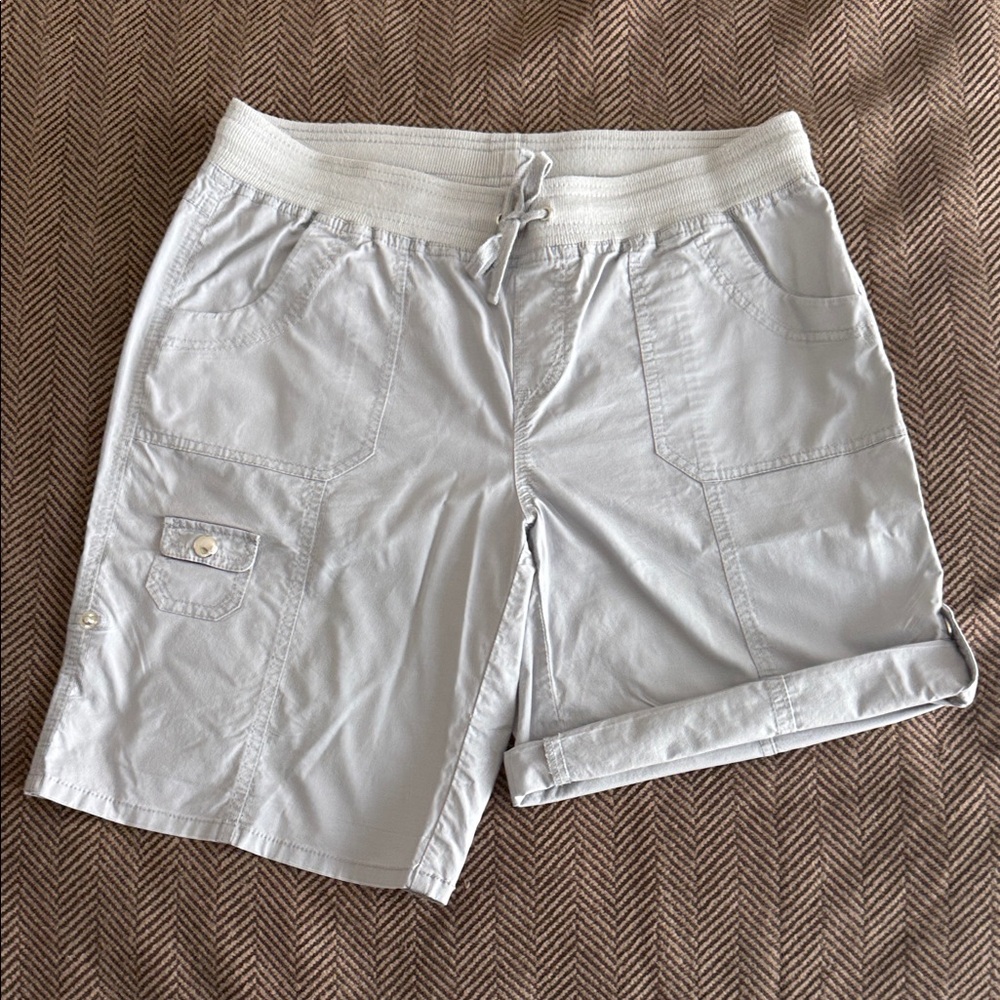 Style&Co Women’s Gray/Blue Cargo Shorts with Elastic Drawstring Waist Size 8